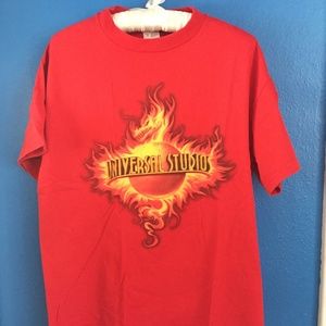 🔥BIG PRICE DROP - Disney TShirt